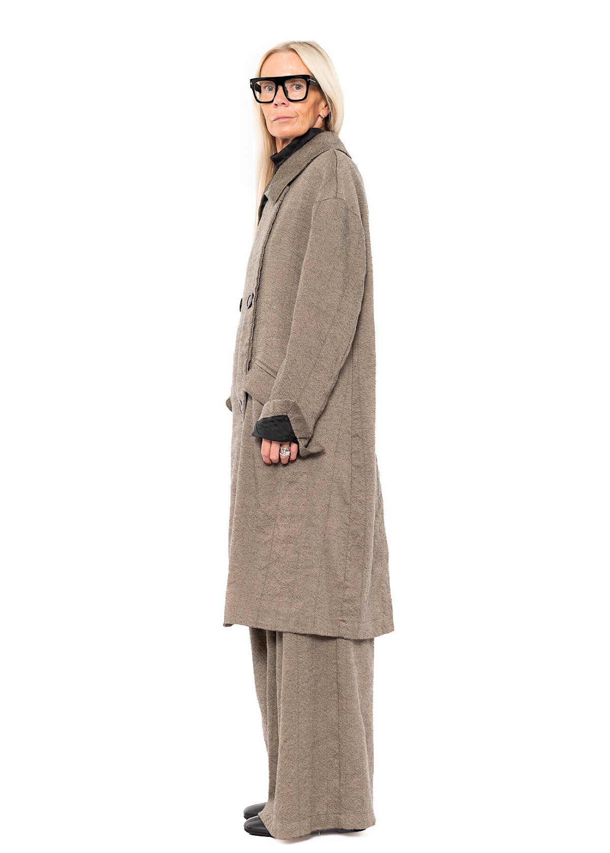 DOUBLE-BREASTED PINSTRIPE WOOL COAT