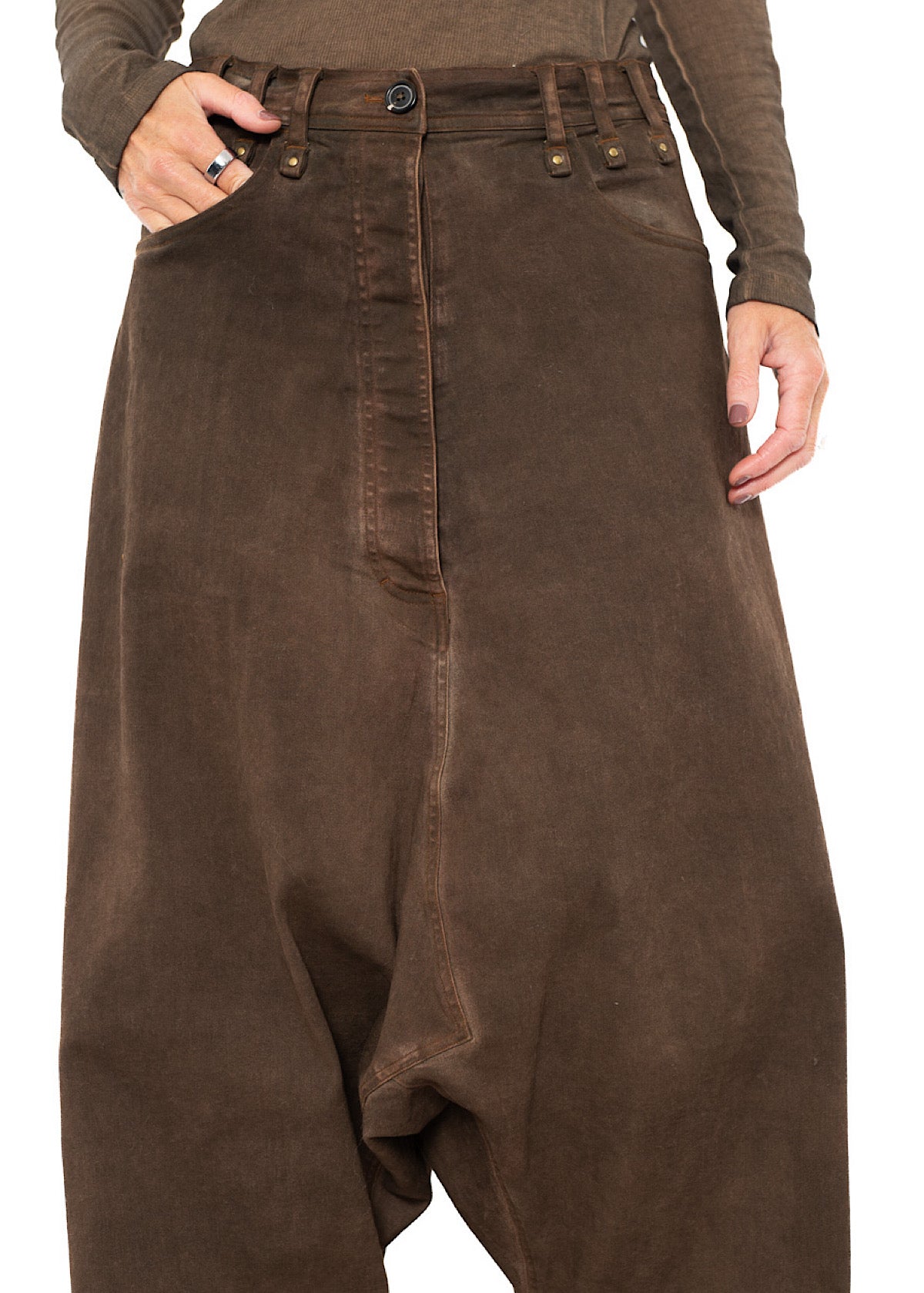 GARMENT-DYED OVERSIZED DENIM TROUSER