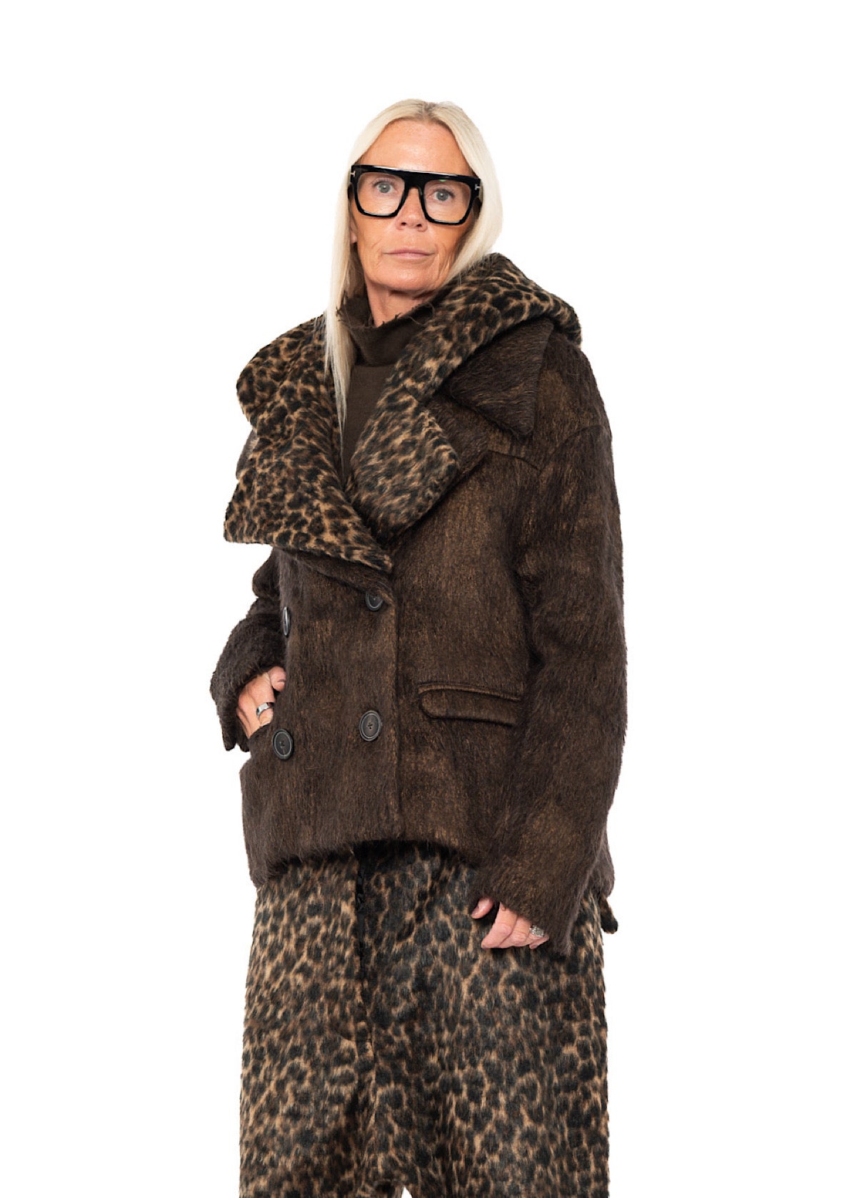 OVERSIZED LONG-HAIR WOOL JACKET WITH DETACHABLE LEOPARD COLLAR