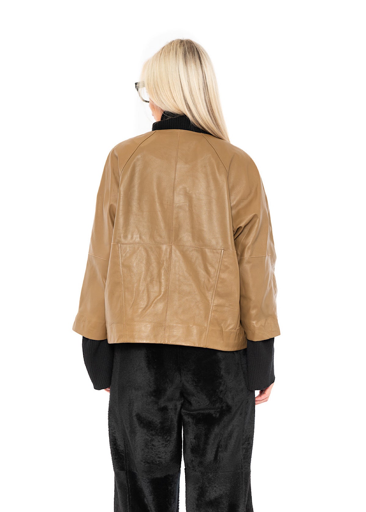 SIGNATURE LEATHER JACKET