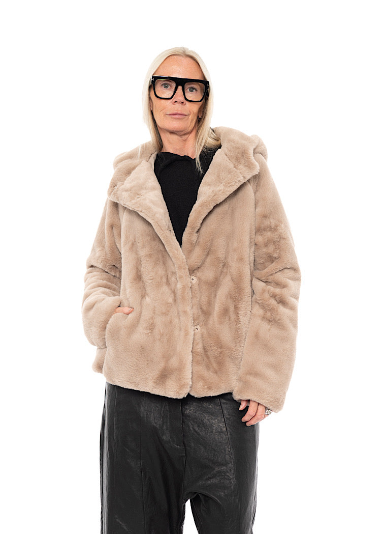 CROPPED HOODED FAUX FUR JACKET