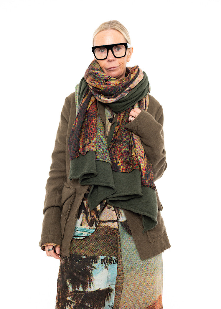 RUNDHOLZ DIP 1/2 SHARER KNITTED SCARF