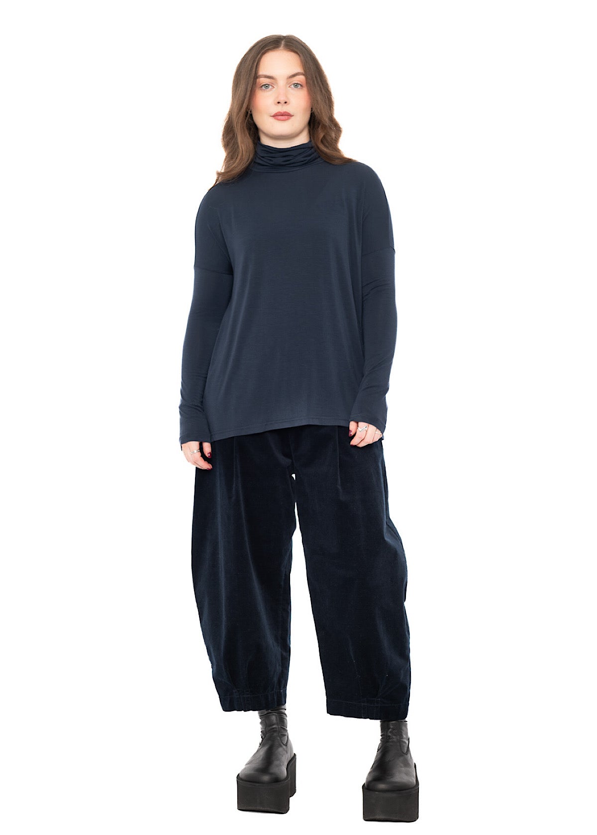 RELAXED STRETCH-FIT SUZANNE T-SHIRT