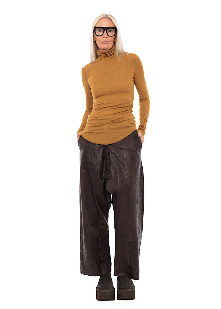 HIGH NECK LONG SLEEVE T-SHIRT