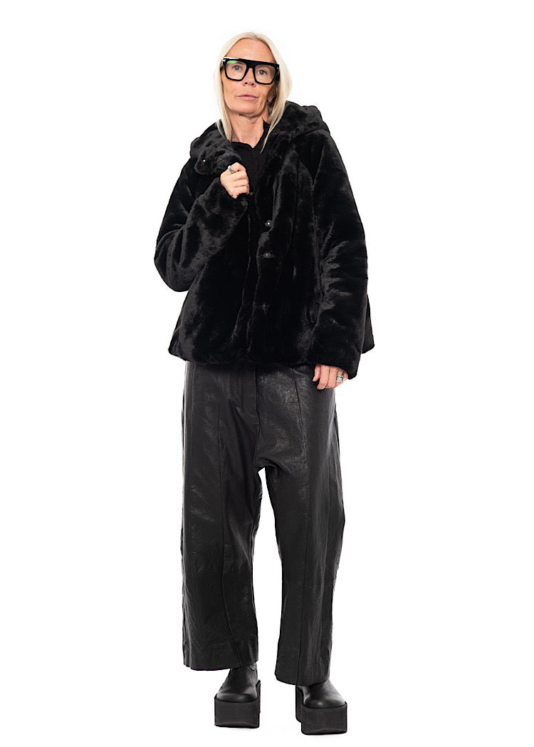 CROPPED HOODED FAUX FUR JACKET