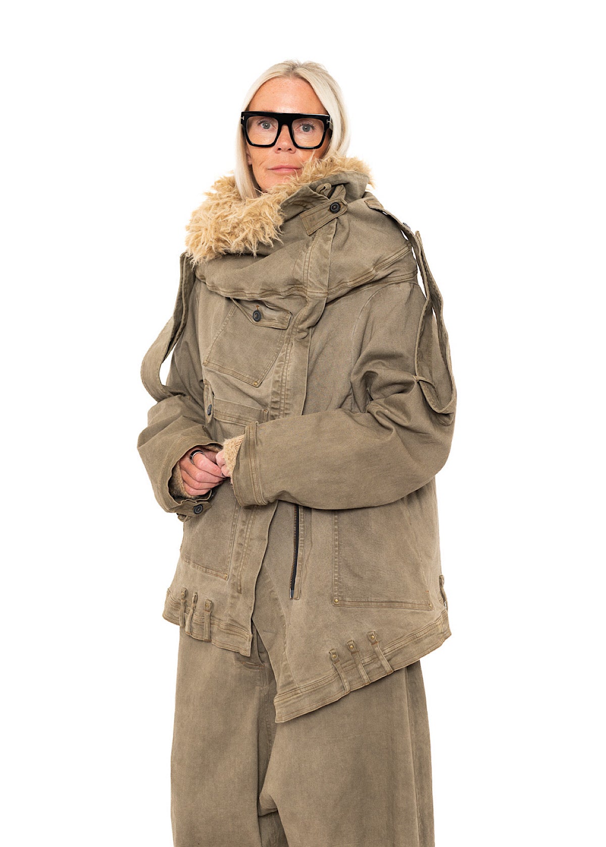 OVERSIZED FAUX FUR-TRIM DENIM JACKET
