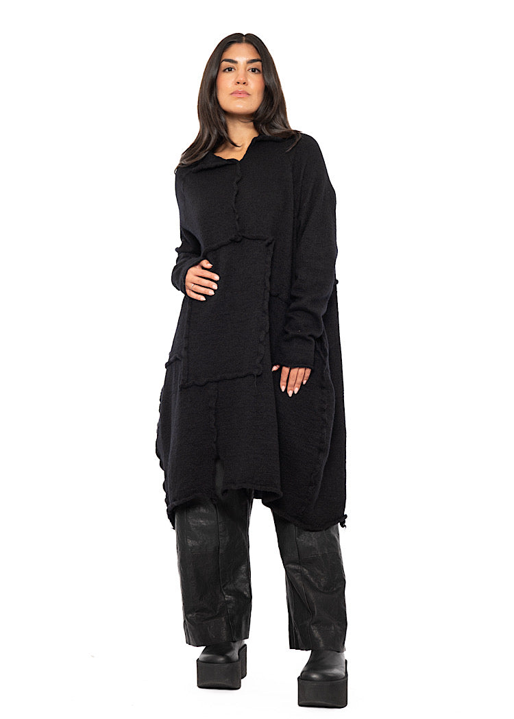 OVERSIZED WOOL KNITTED DRESS