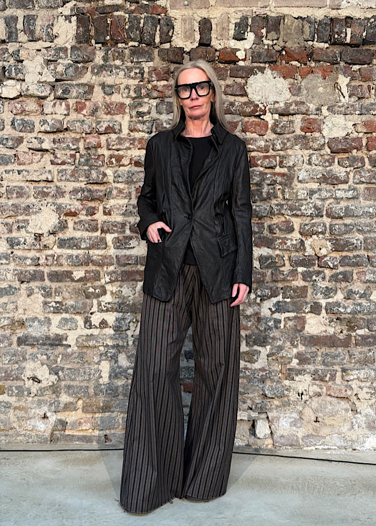 FLARED STRIPE STRETCH TROUSER