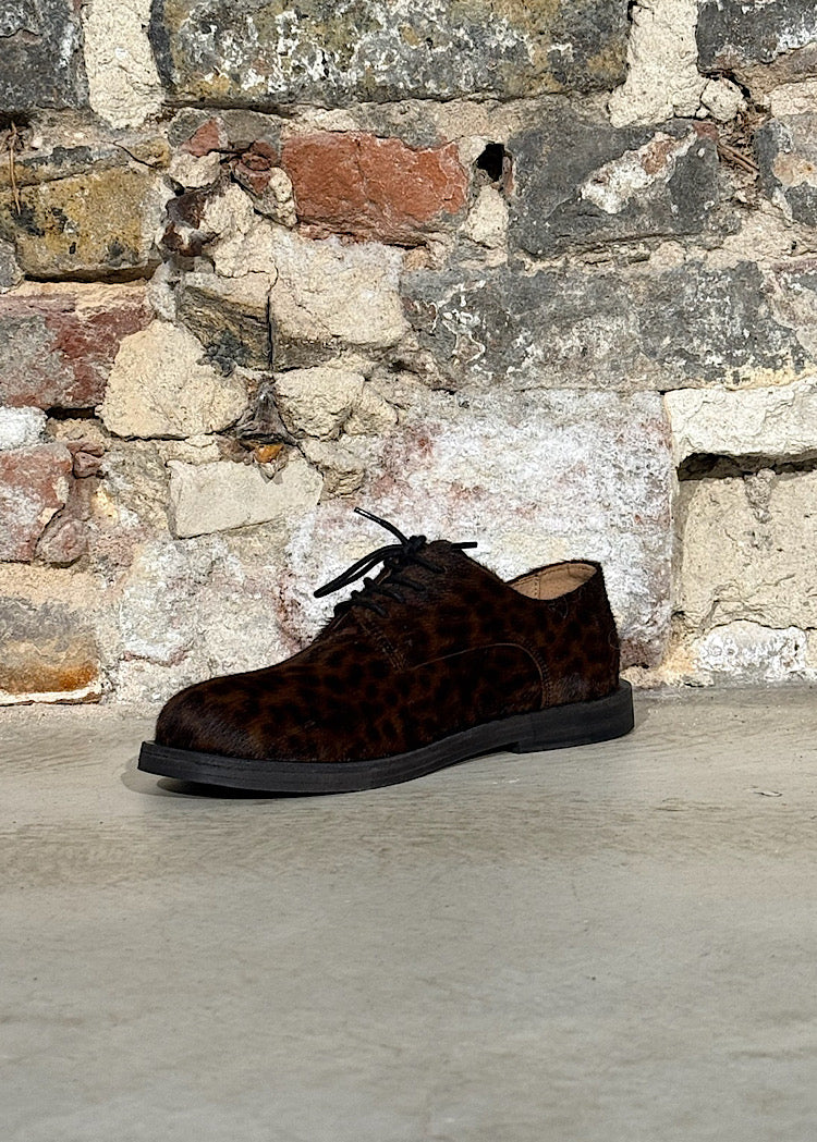 LEO HAIRCALF LACE-UP SHOE