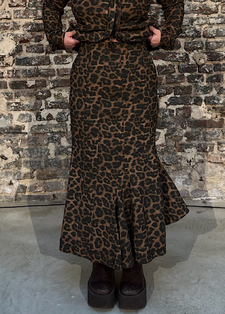 ASYMMETRIC FLARED TECHNO SKIRT