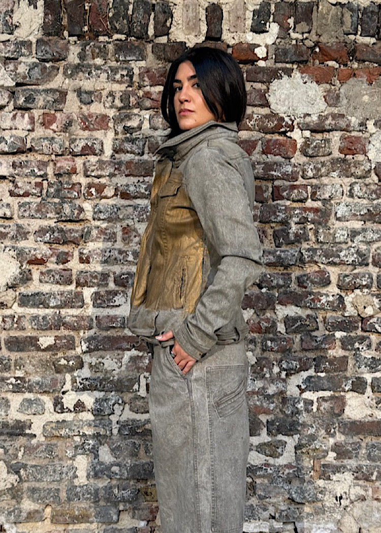 GOLD-PAINTED ZIP-FRONT DENIM JACKET