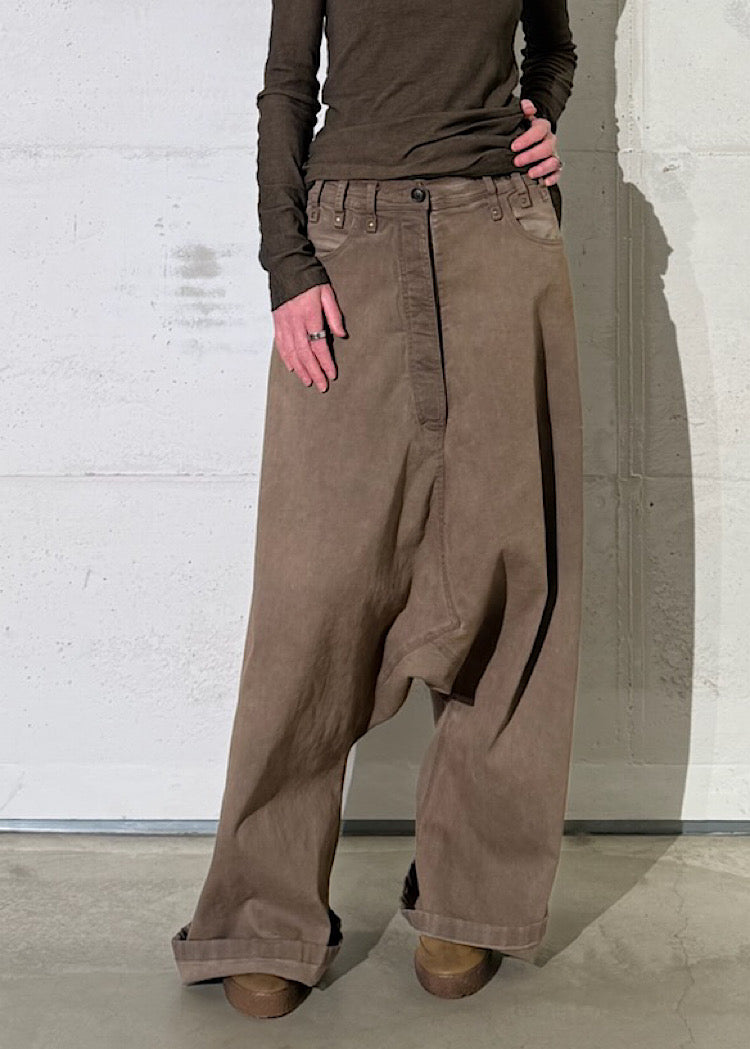 OVERSIZED DROP-CROTCH DENIM TROUSER