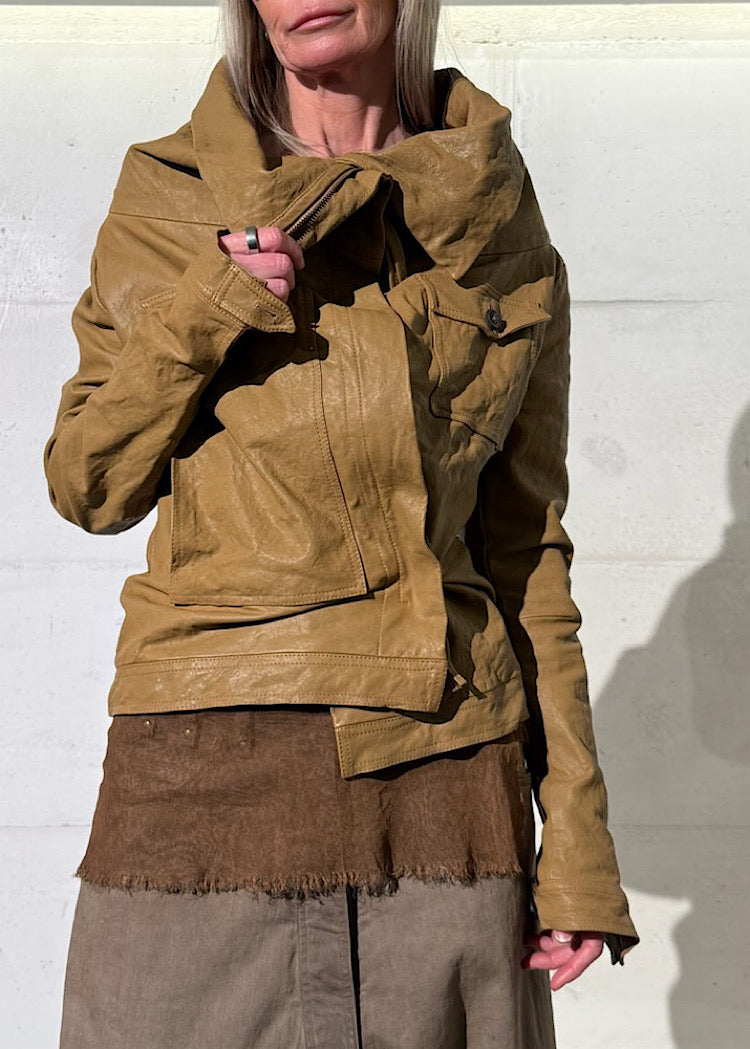 SCULPTURAL LAMB LEATHER JACKET