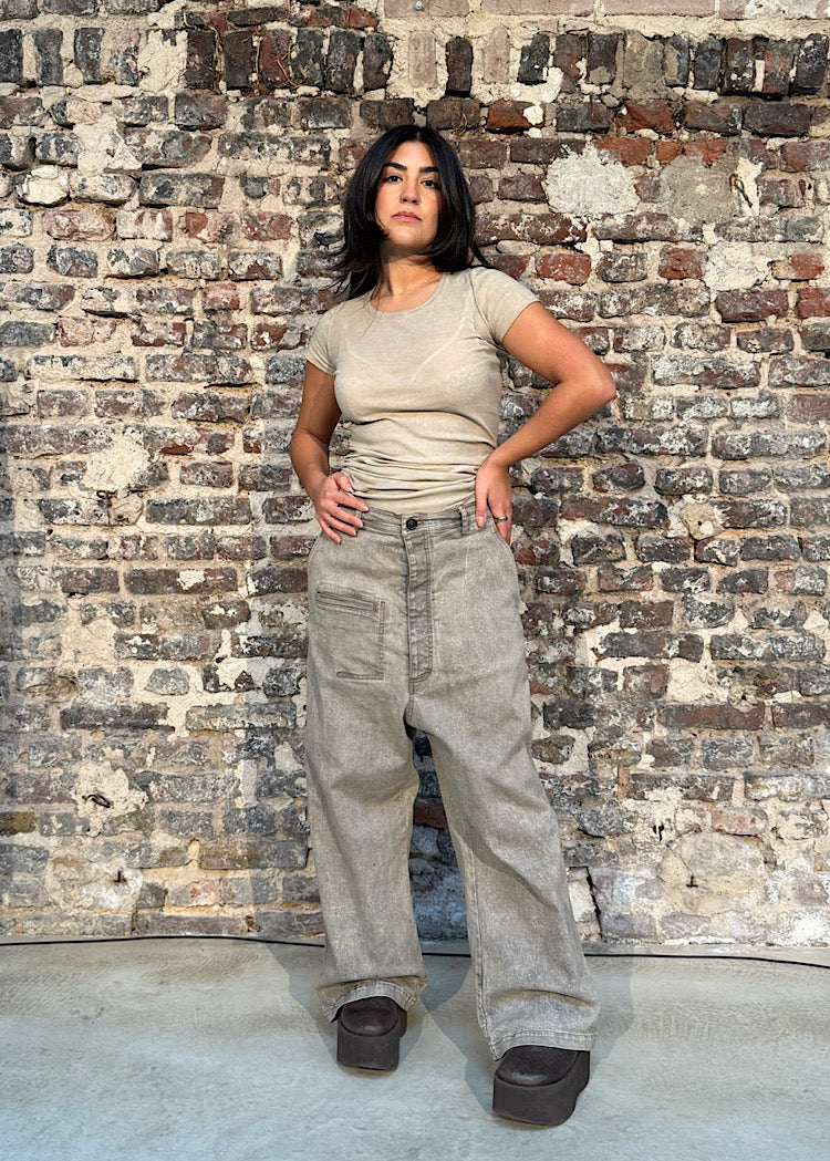 RELAXED UTILITY DENIM TROUSER