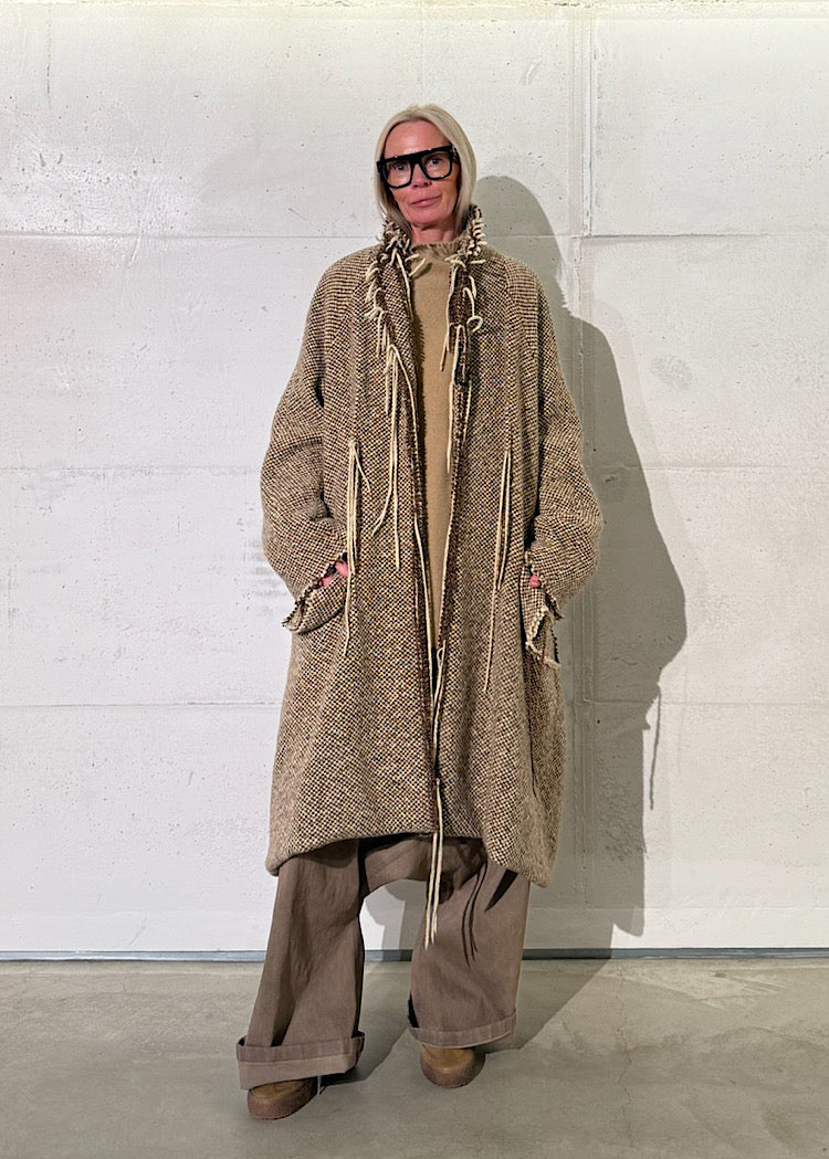 DRAPED CHECK WOOL COAT
