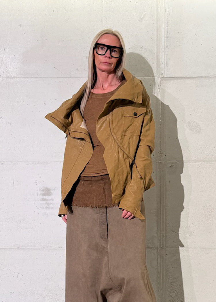 CL SCULPTURAL LAMB LEATHER JACKET