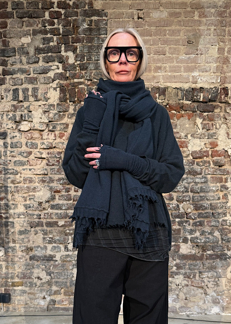 CASHMERE FINGERLESS CUFF