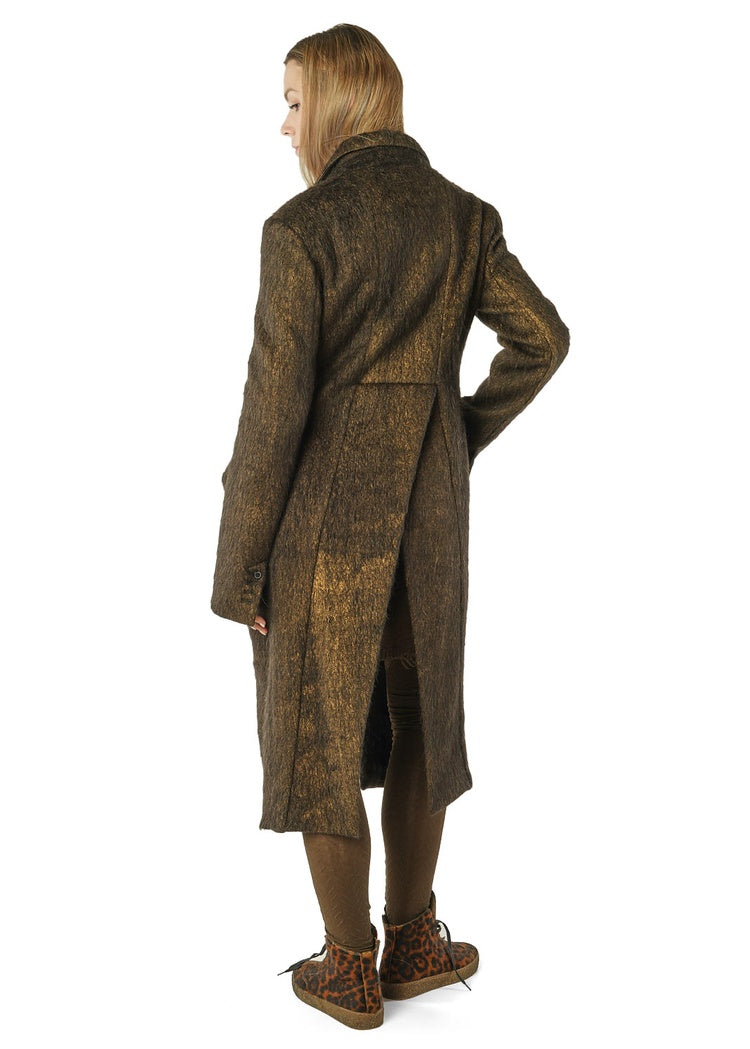 CL SCULPTED LONG-HAIR WOOL COAT