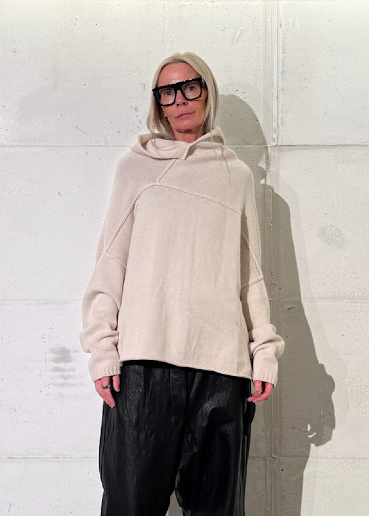 MERINO-YAK FUNNEL NECK PULLOVER