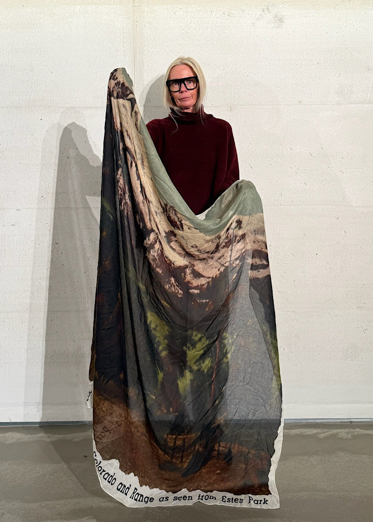 CL FOREST PRINT MODAL-WOOL SCARF