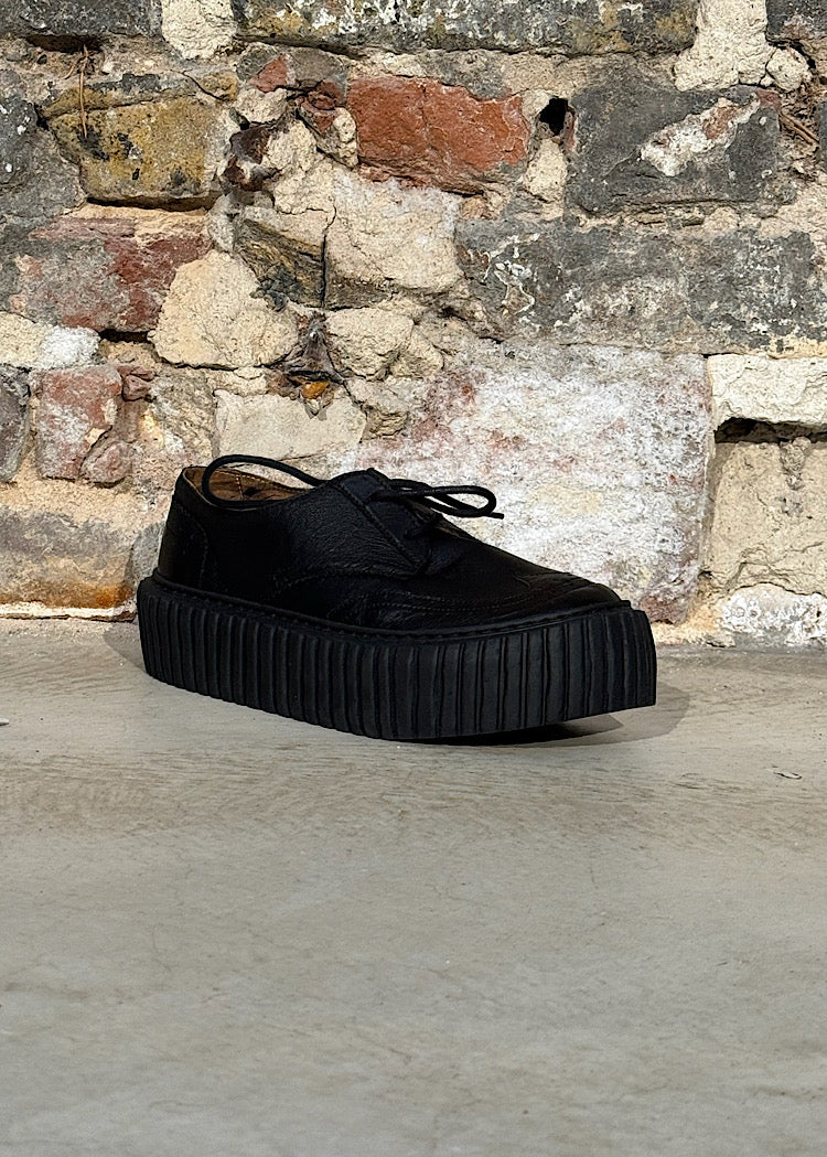 PLATFORM BROGUE LACE-UP SHOE