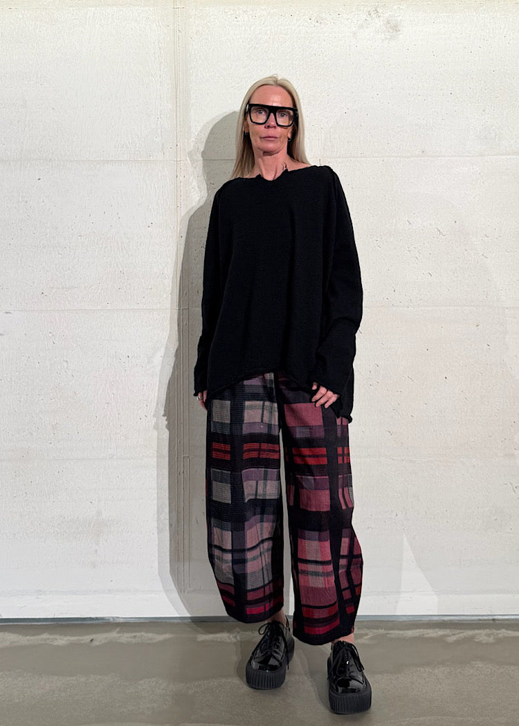House Of Valerie style 3890702