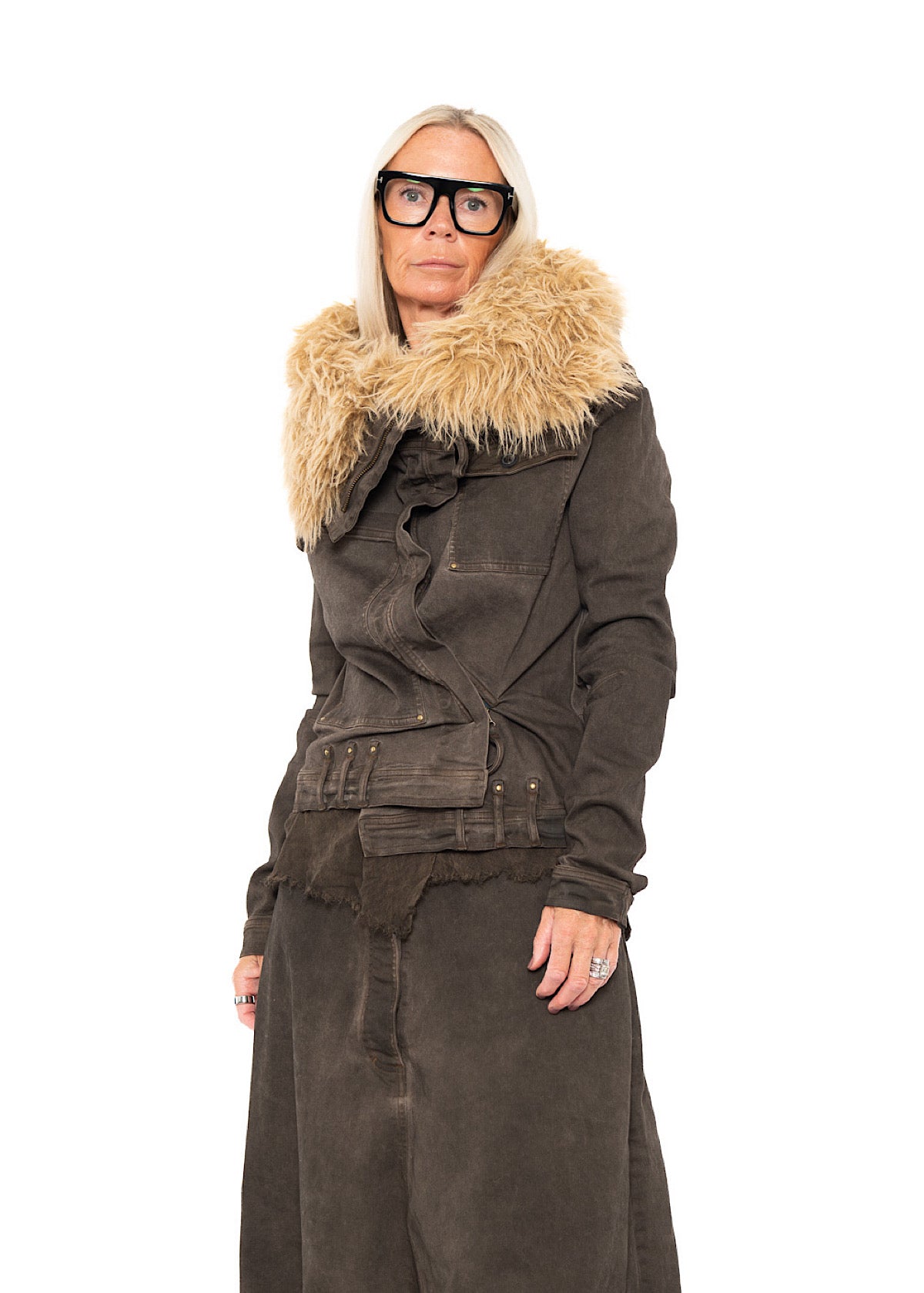 FITTED FAUX FUR-TRIM DENIM JACKET