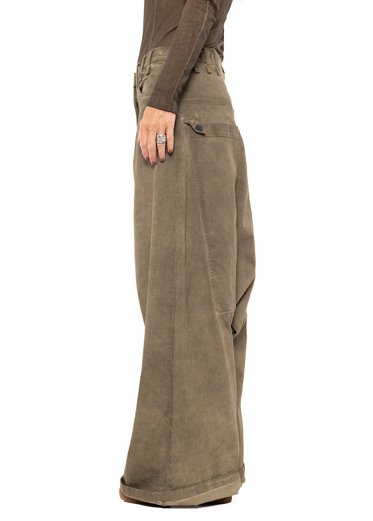 GARMENT-DYED OVERSIZED DENIM TROUSER