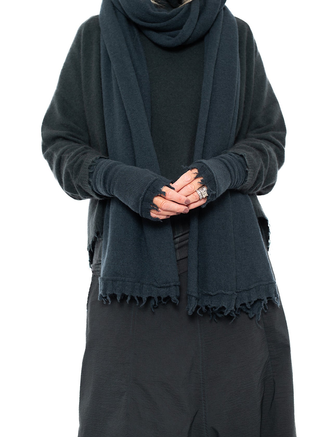 SIGNATURE CASHMERE FINGERLESS CUFF