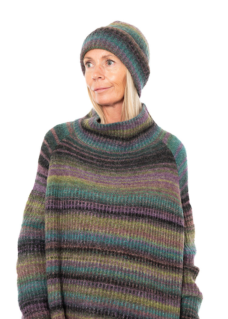 MULTICOLOUR STRIPE KNITTED BEANIE