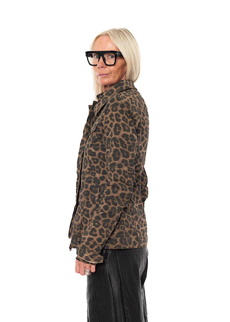 LEOPARD PRINT STRETCH JACKET