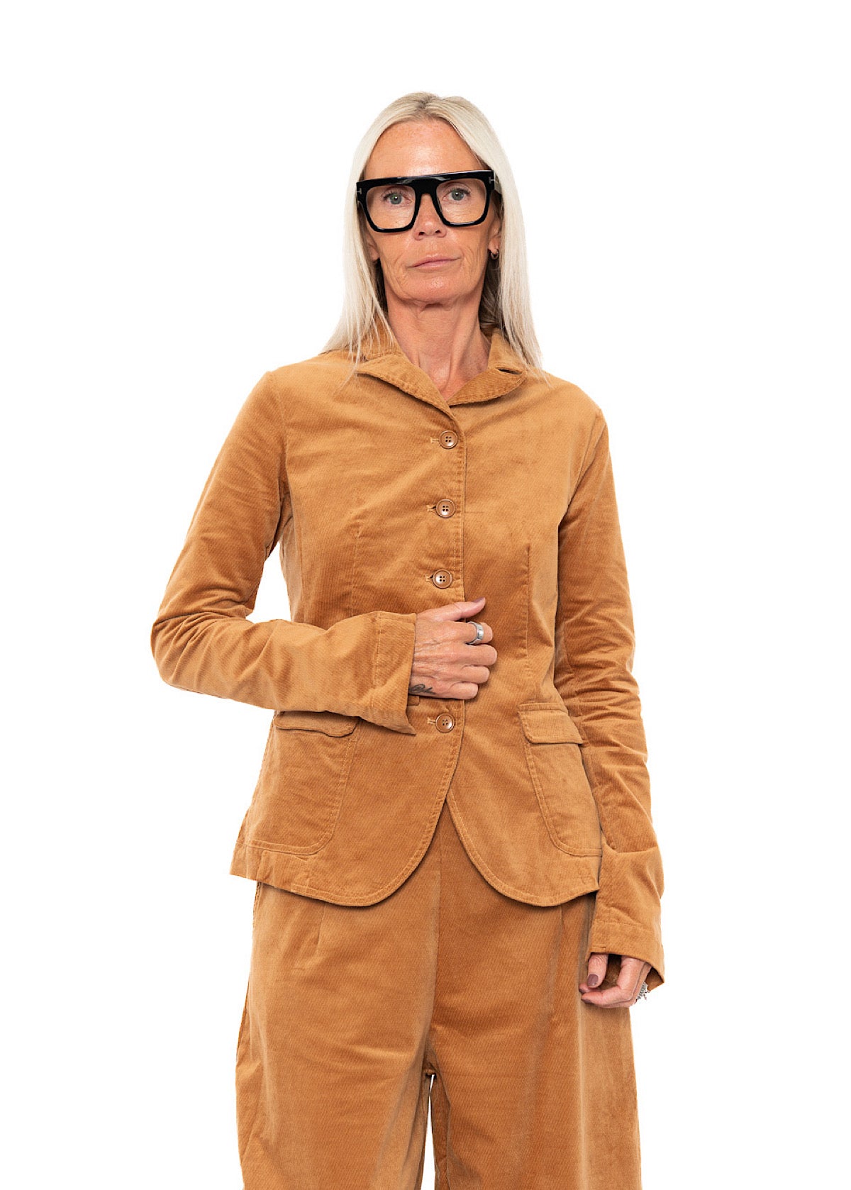 TAILORED STRETCH-VELVET JACKET