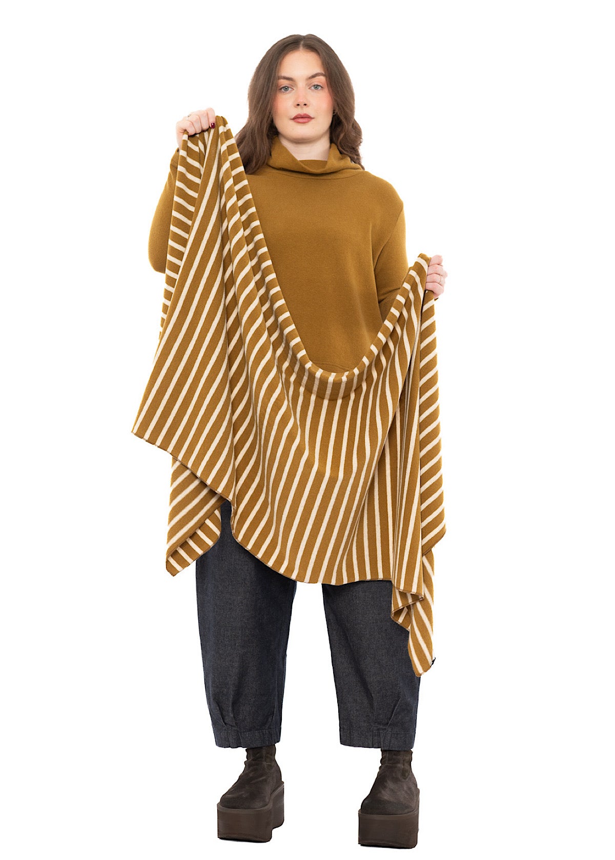 SIGNATURE STRIPED SEGOVIA SCARF