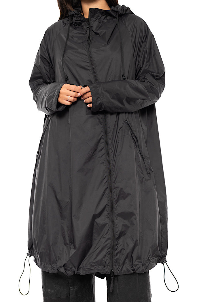 TECHNICAL RAIN COAT