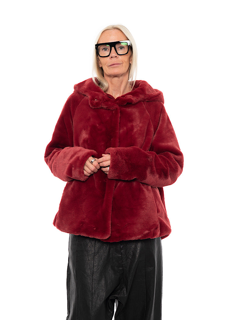 CROPPED HOODED FAUX FUR JACKET