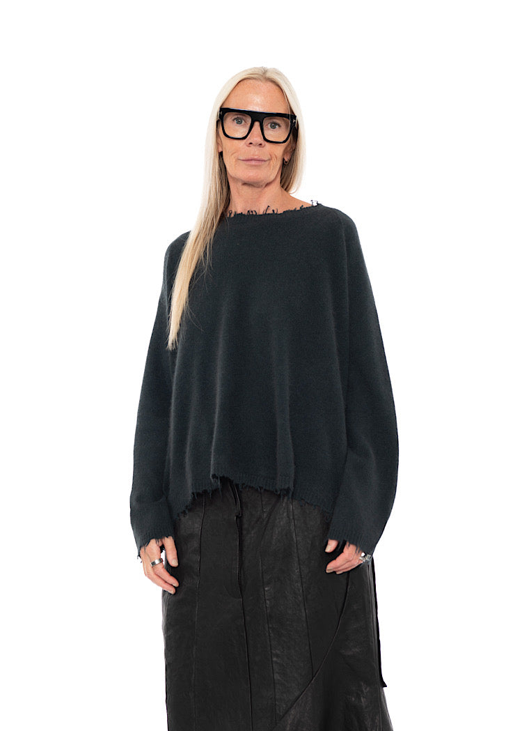 DISTRESSED MERINO RACCOON PULLOVER