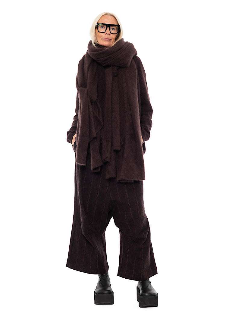 SIGNATURE OVERSIZED RACOON SCARF