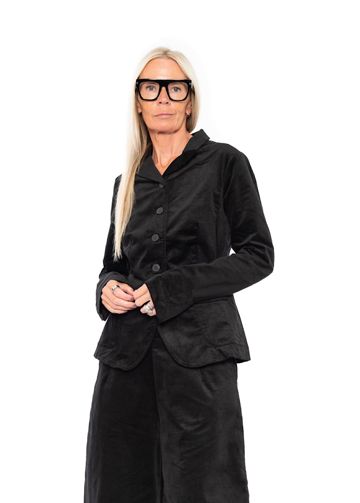 TAILORED STRETCH-VELVET JACKET