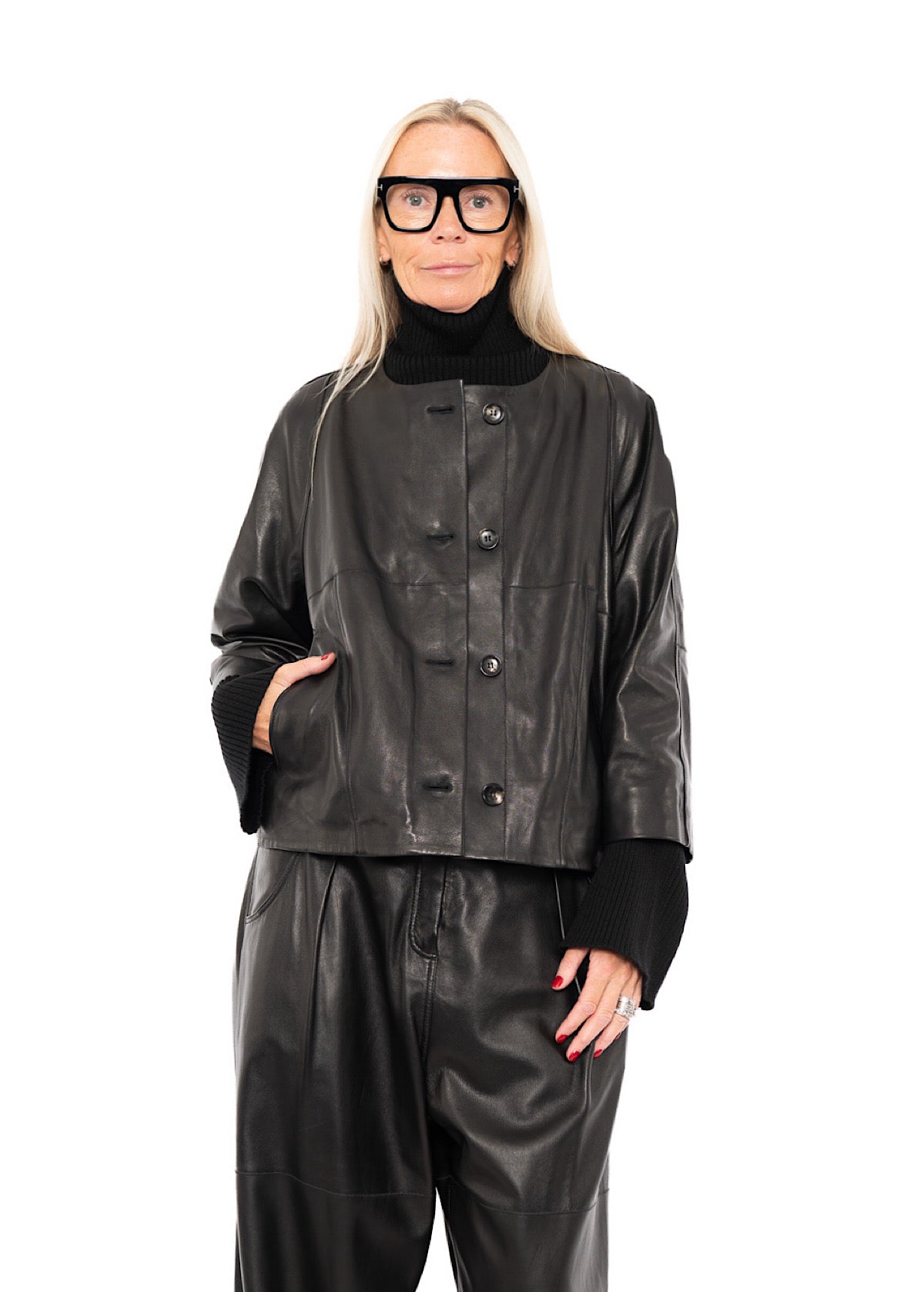 SIGNATURE LEATHER JACKET