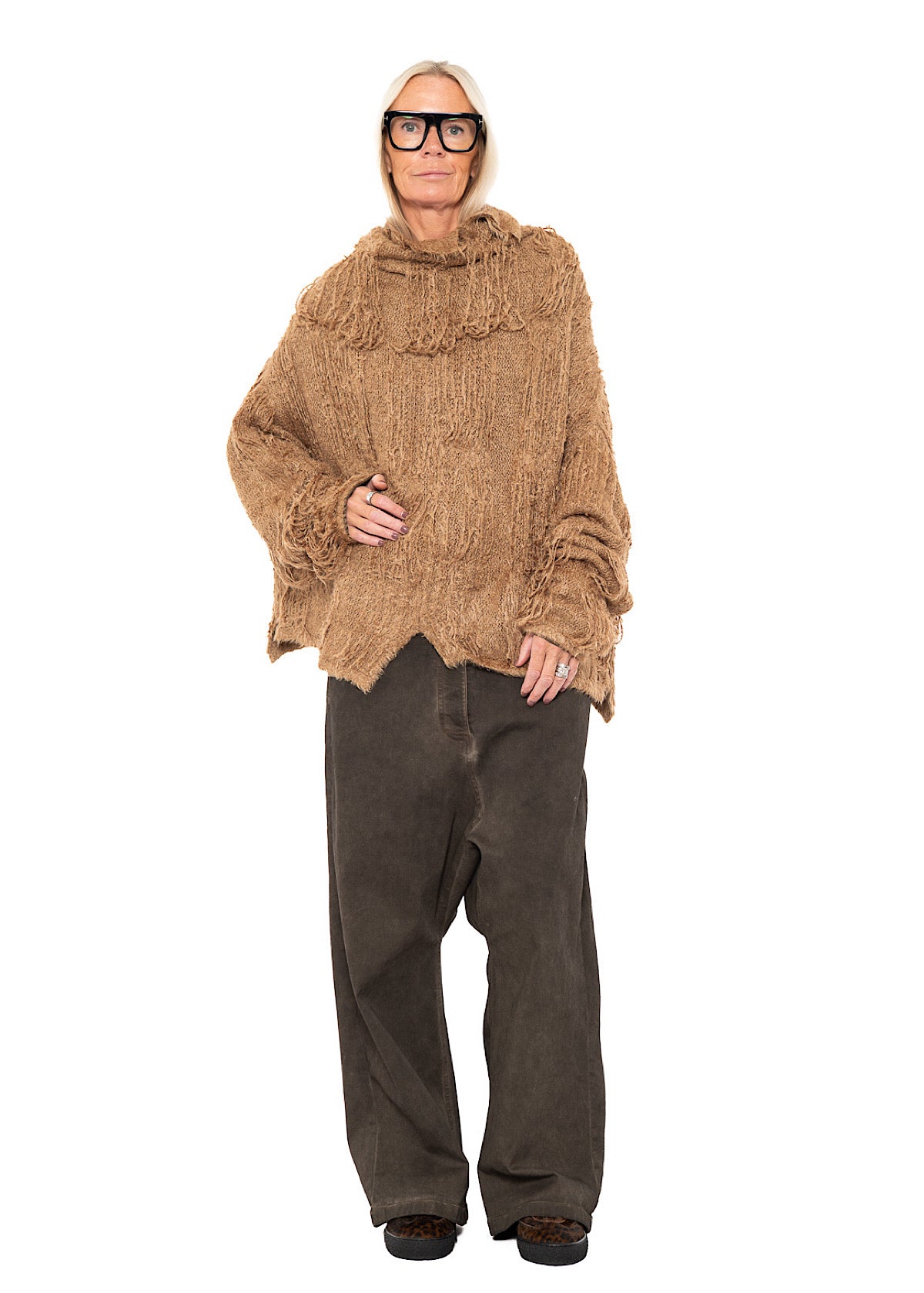 GARMENT-DYED WIDE-LEG DENIM TROUSER