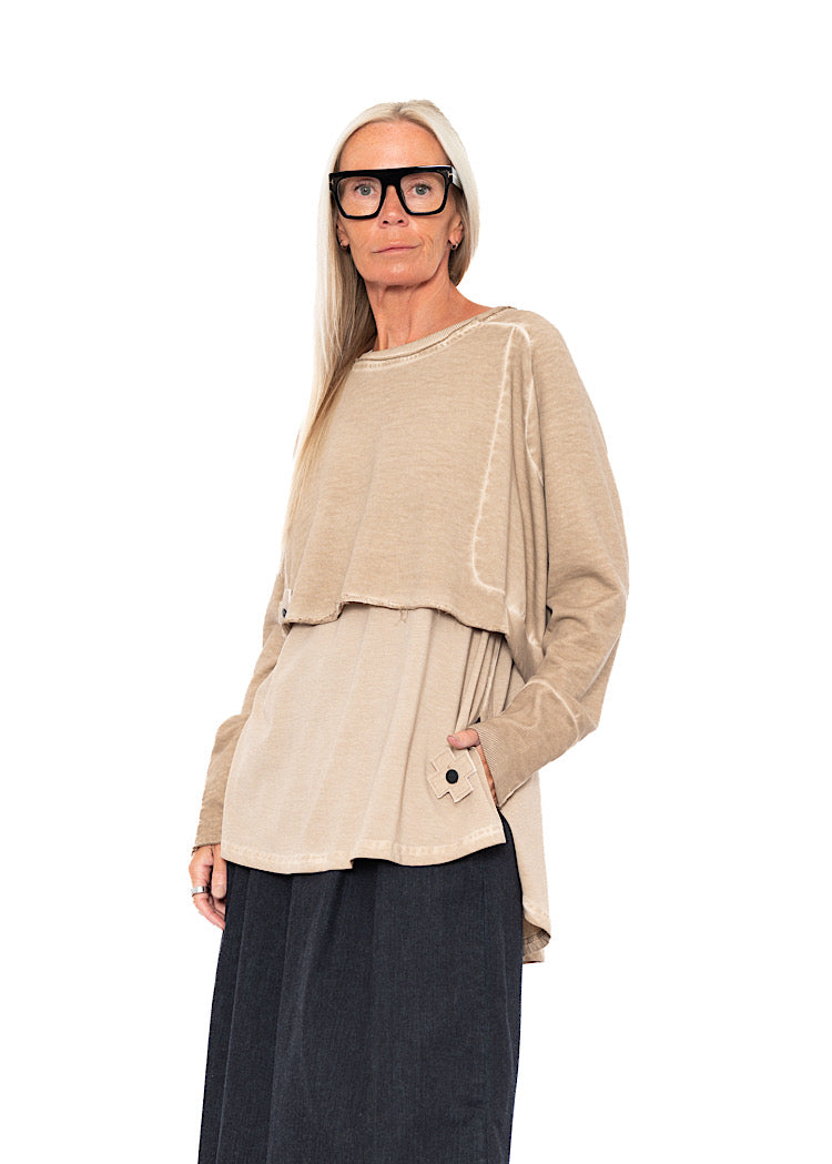 CROPPED LENGTH DISTRESSED PULLOVER