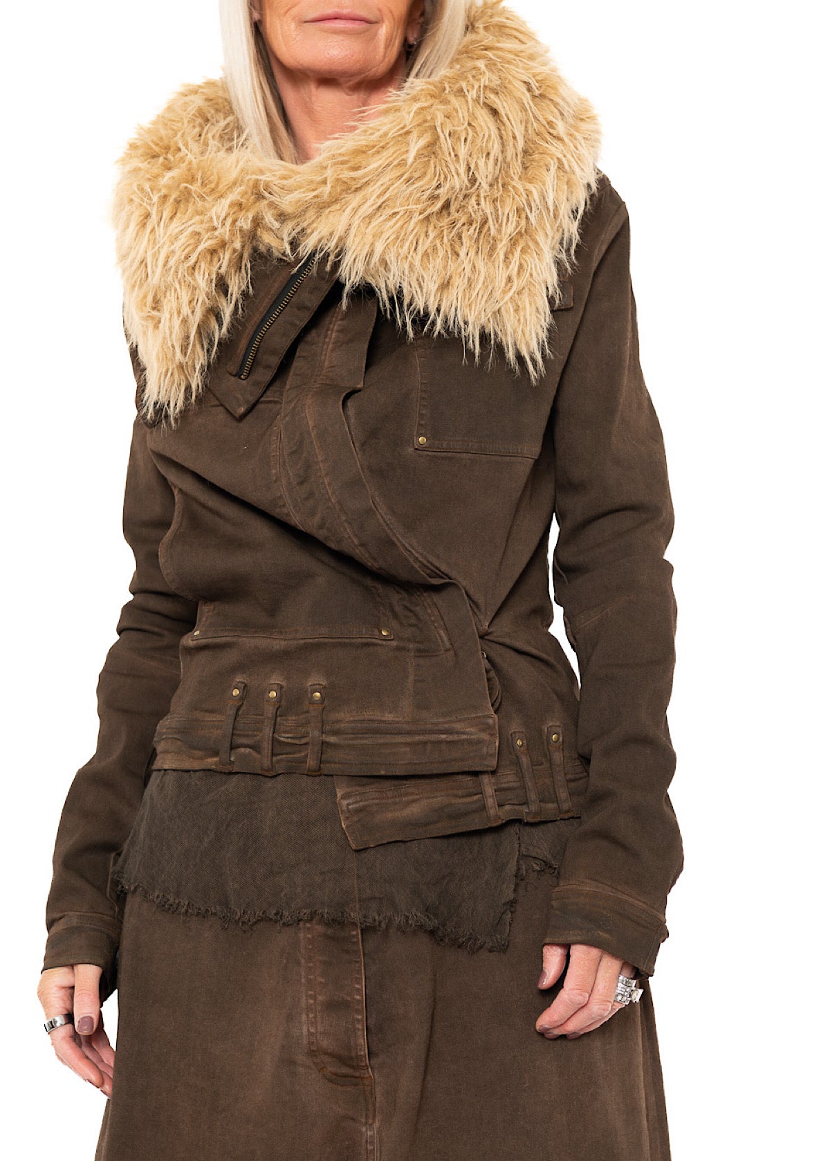 FITTED FAUX FUR-TRIM DENIM JACKET
