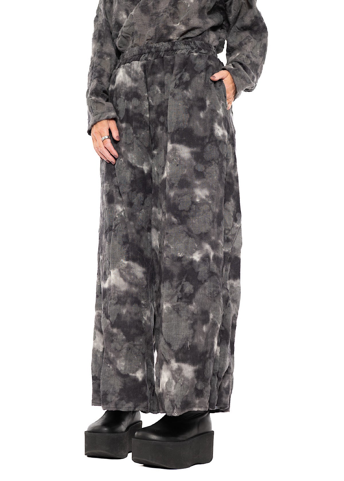 TEXTURED WIDE LEG TROUSER