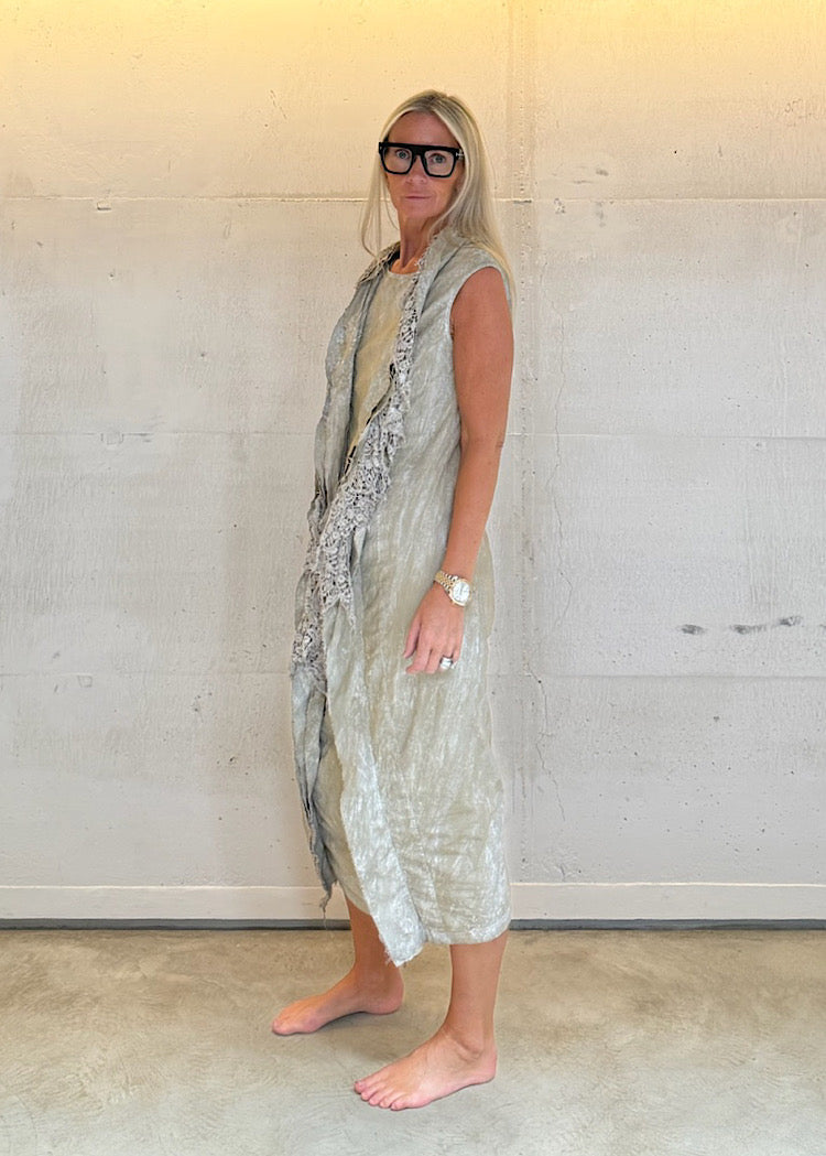 PRE-ORDER RUNDHOLZ DIP DRESS