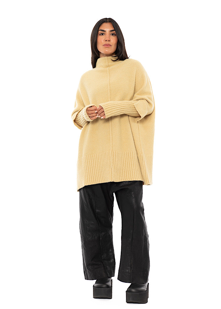 OVERSIZED KNITTED TUNIC