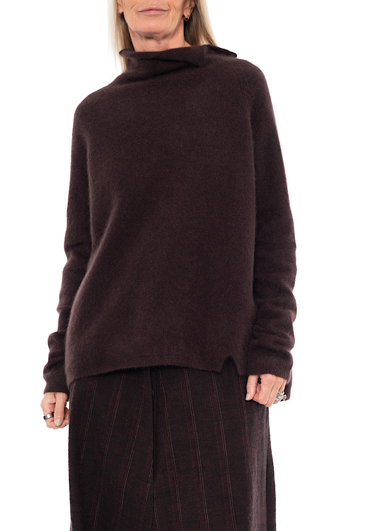 SIGNATURE RACCOON FUNNEL NECK KNIT