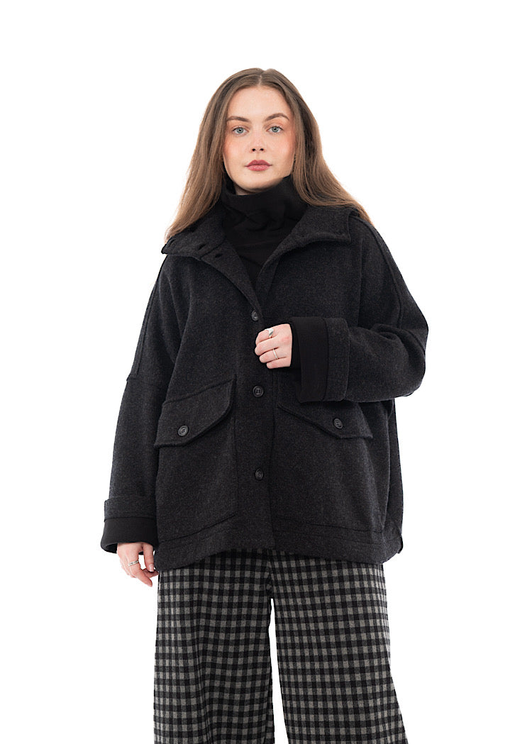 OVERSIZED HOODED WELL JACKET