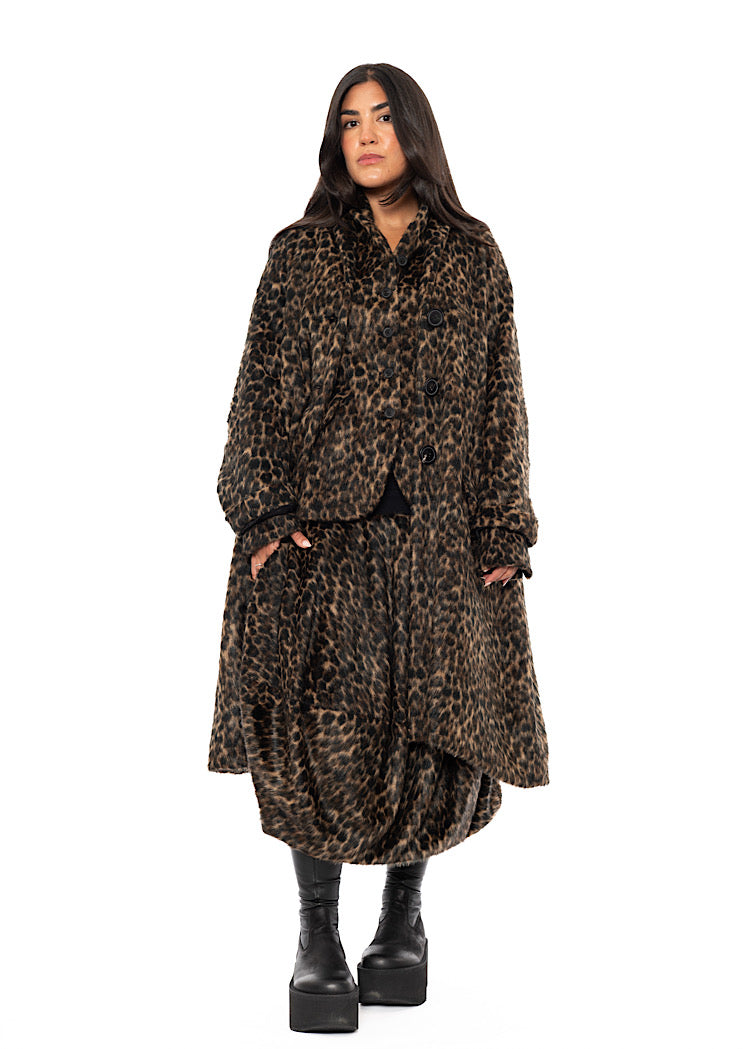 OVERSIZED FAUX FUR LEOPARD PRINT COAT