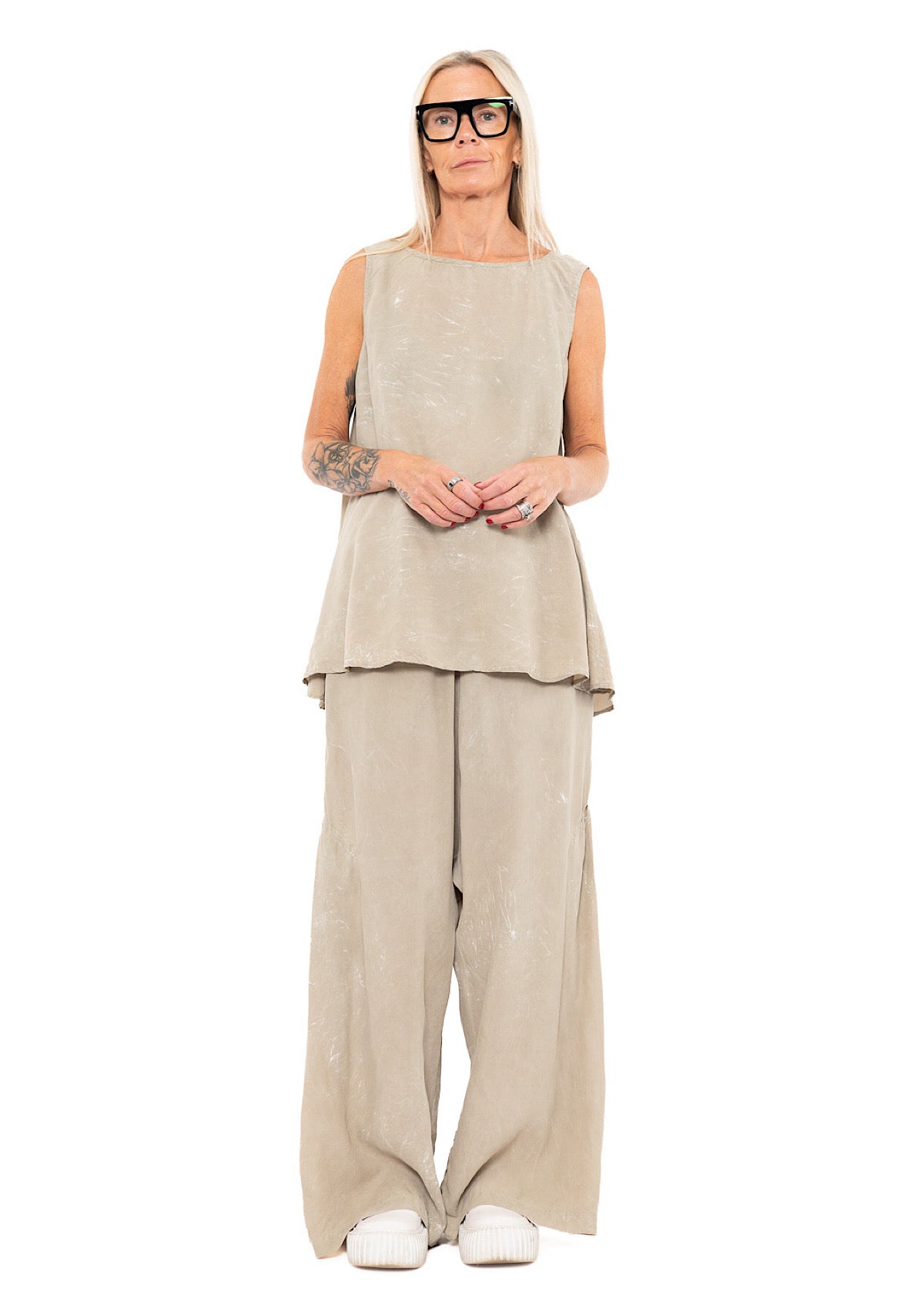 RUNDHOLZ DIP SLEEVELESS TOP