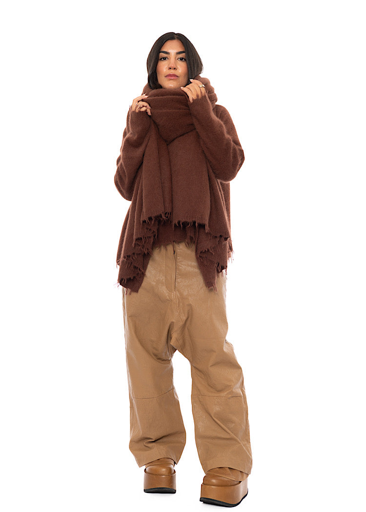 OVERSIZED FRAYED KNIT SCARF